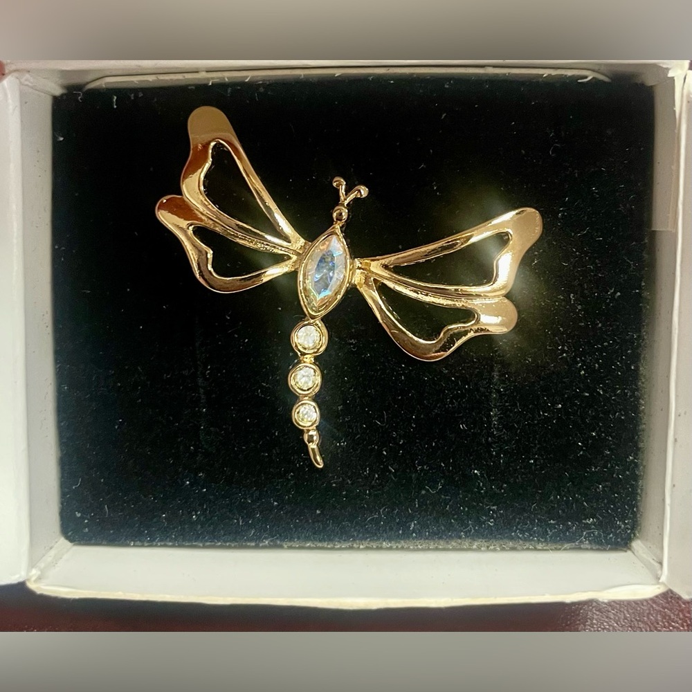 Vintage Avon Nature’s Garden Dragonfly Tac Pin - New in Box